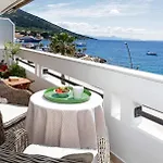 Amazing Waterfront Appartement
