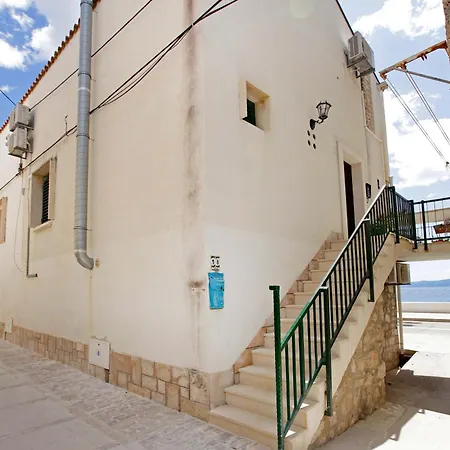 Amazing Waterfront Апартаменты