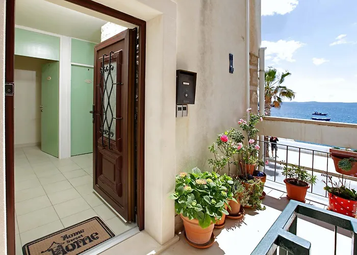 Amazing Waterfront 아파트