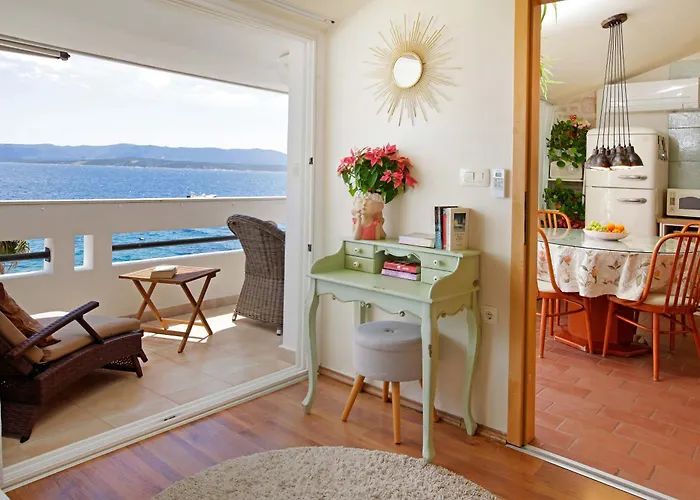 Amazing Waterfront *