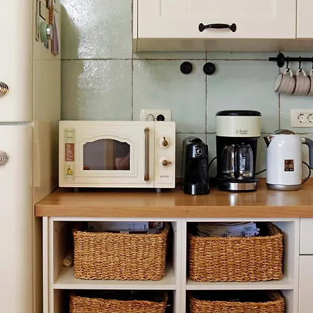 Amazing Waterfront Διαμέρισμα *