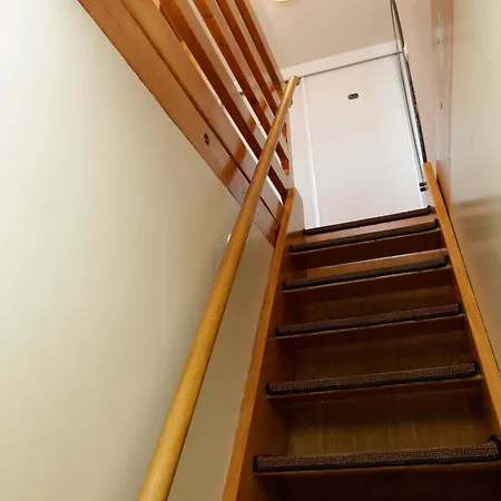 Amazing Waterfront Διαμέρισμα *