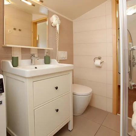 Διαμέρισμα Amazing Waterfront Μπολ